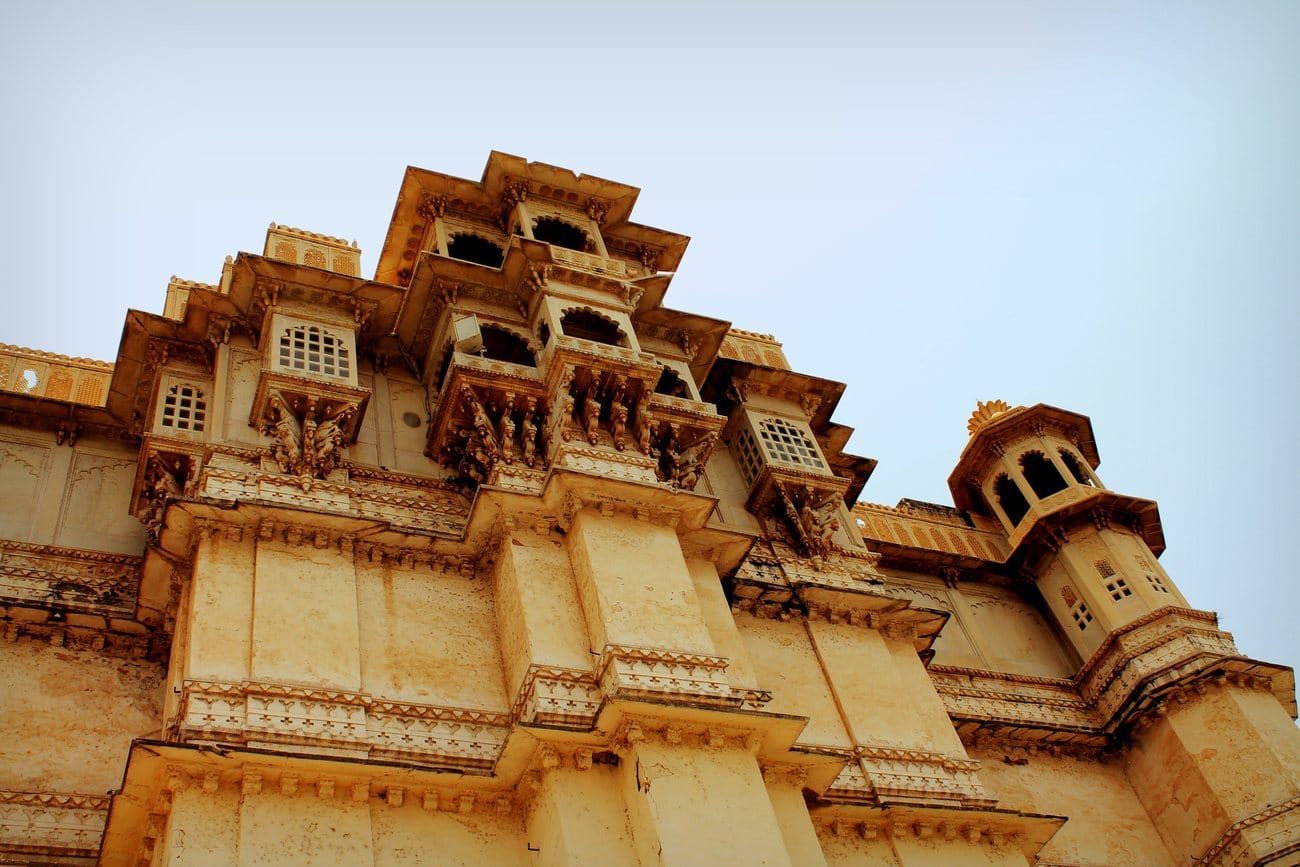 Ein Palastbalkon in Udaipur